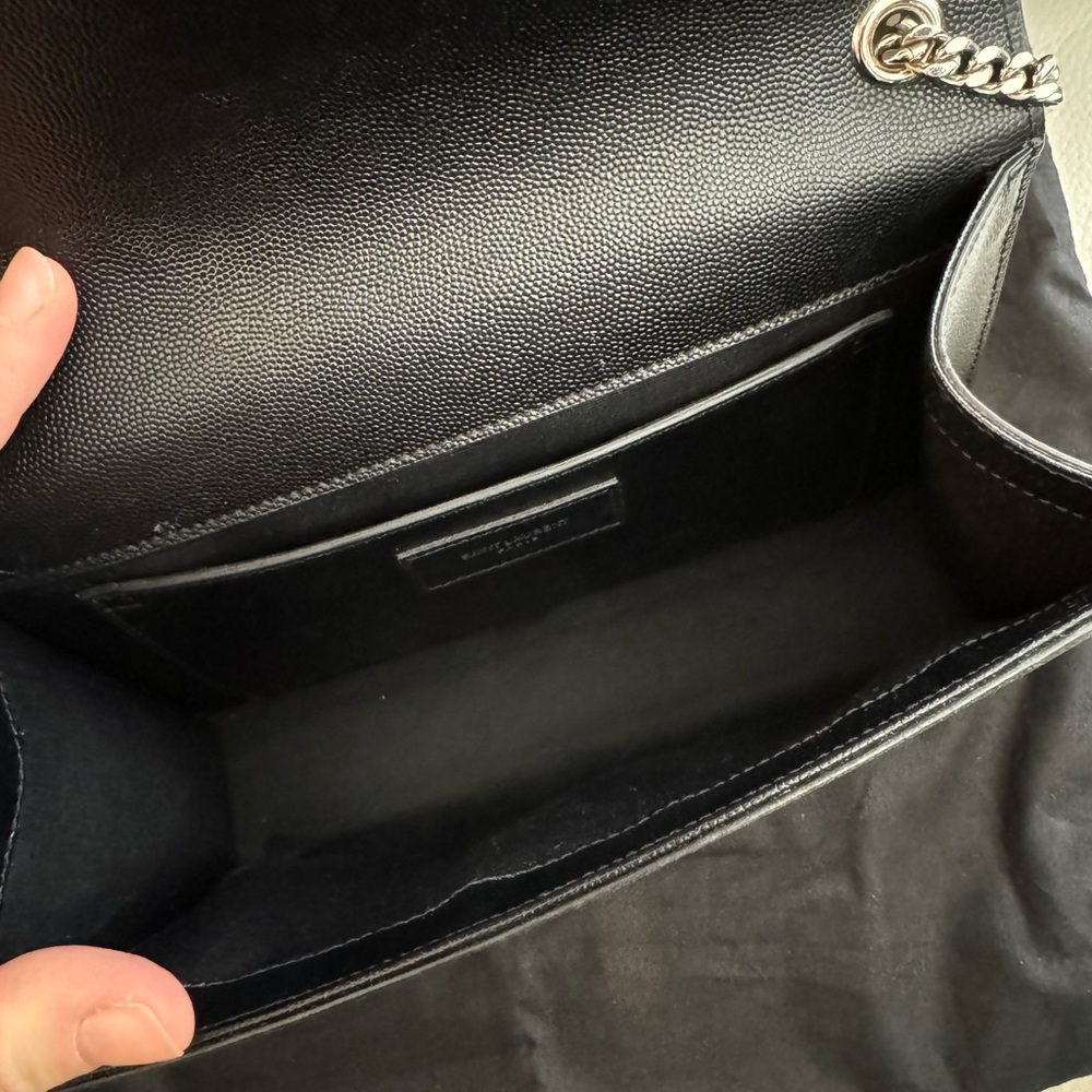Saint Laurent Kate Shoulder Bag - Picture 8 of 8